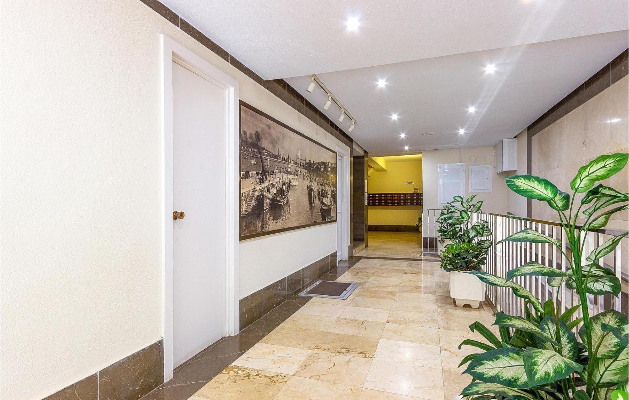 Lovely Apartment In Santa Pola With Kitchen Exteriér fotografie