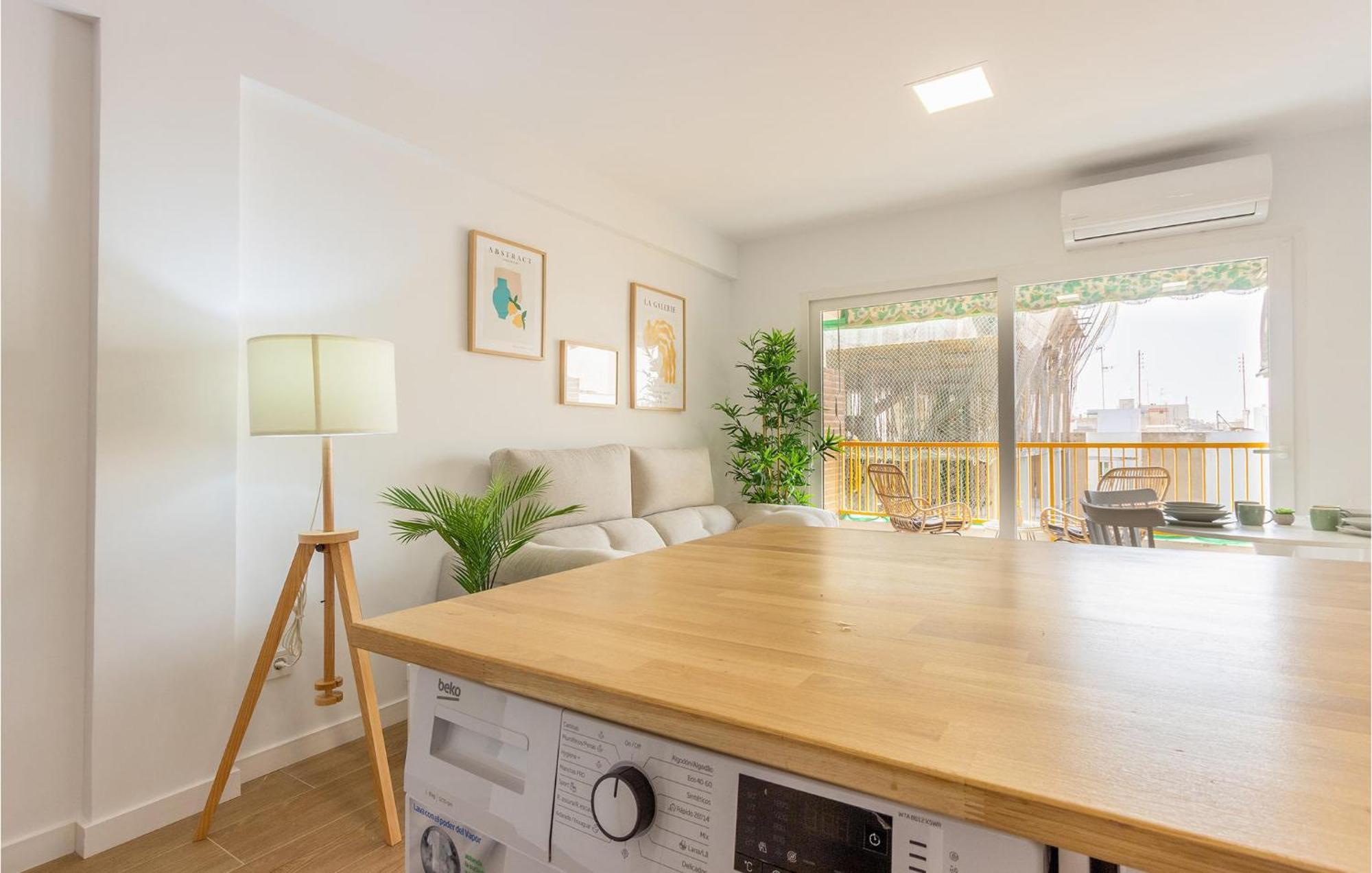 Lovely Apartment In Santa Pola With Kitchen Exteriér fotografie