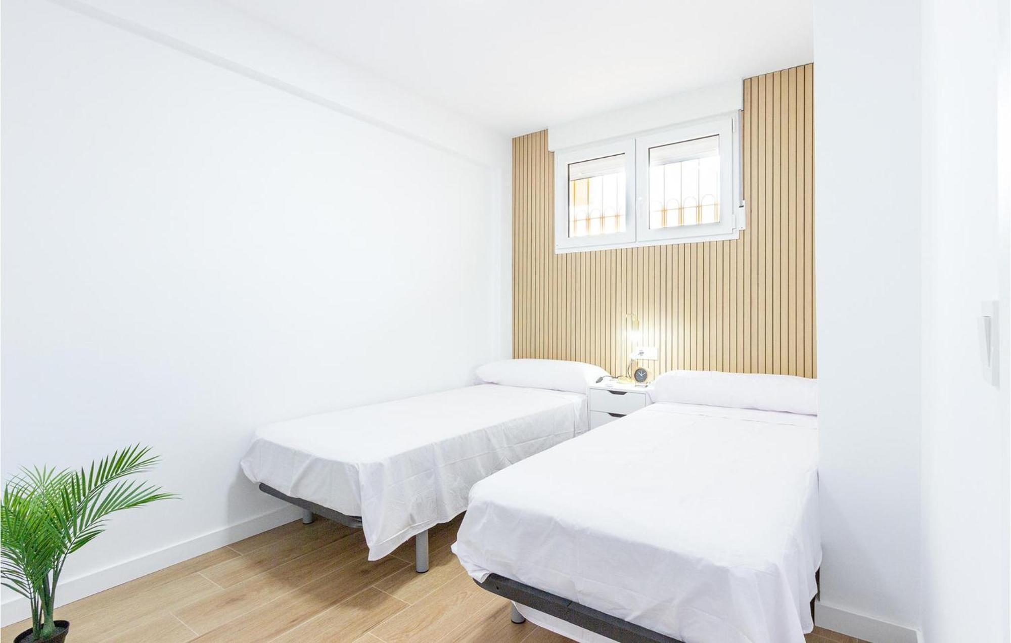Lovely Apartment In Santa Pola With Kitchen Exteriér fotografie