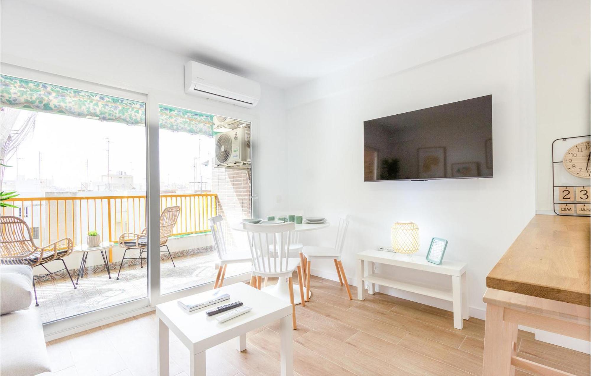Lovely Apartment In Santa Pola With Kitchen Exteriér fotografie